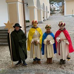 In der Pfarre Donnersbach waren 20 Sternsinger unterwegs